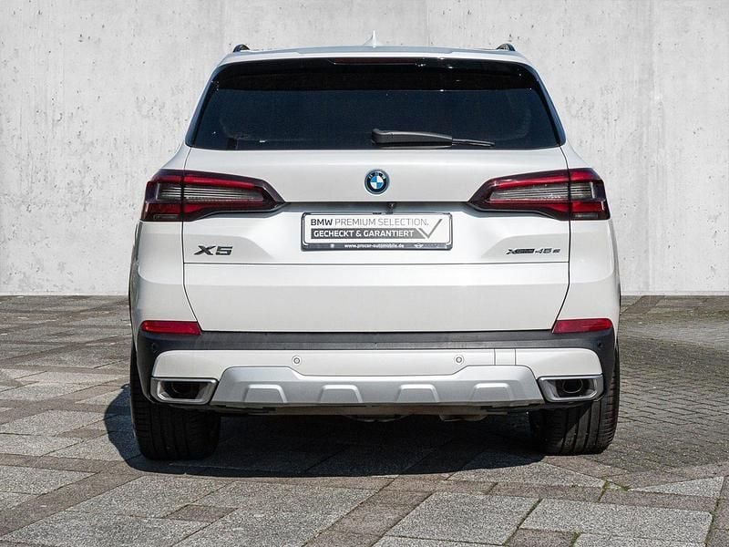Gebraucht BMW X5 xLine 394 PS (289 kW) 2023 Mineralweiss SUV