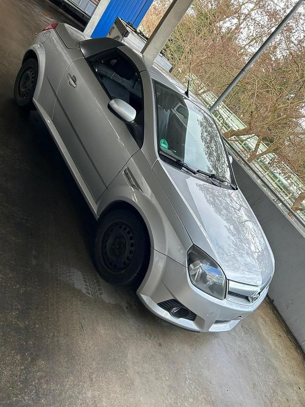 Gebraucht Opel Tigra 125 PS (91 kW) 2005 Grau Cabrio