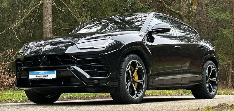 Schwarz Gebraucht 2020 Lamborghini Urus SUV | 178.990 € (Etwas zu teuer) - Bild 1/4