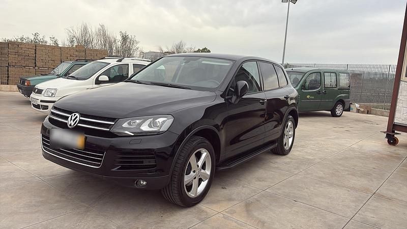 Second-hand VW Touareg 2013 Negru SUV