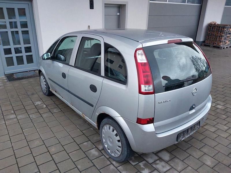 Gebraucht Opel Meriva 90 PS (66 kW) 2005 Silber Van / Kleinbus