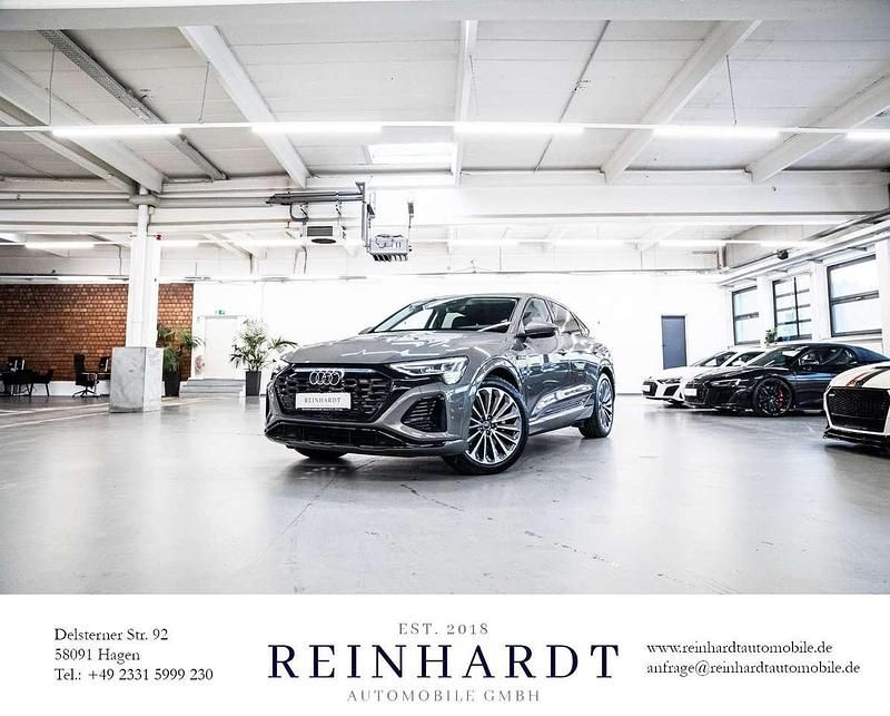 Chronosgrau metallic Gebraucht 2024 Audi Q8 e-tron S-Line SUV | 58.360 € - Bild 1/3