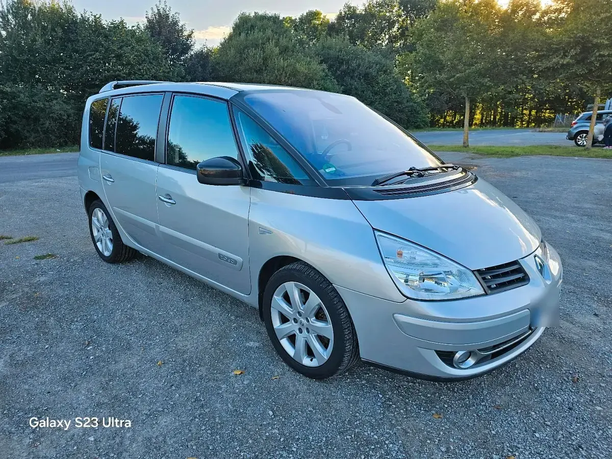 Gebraucht Renault Espace 150 PS (110 kW) 2012 Silber Van / Kleinbus