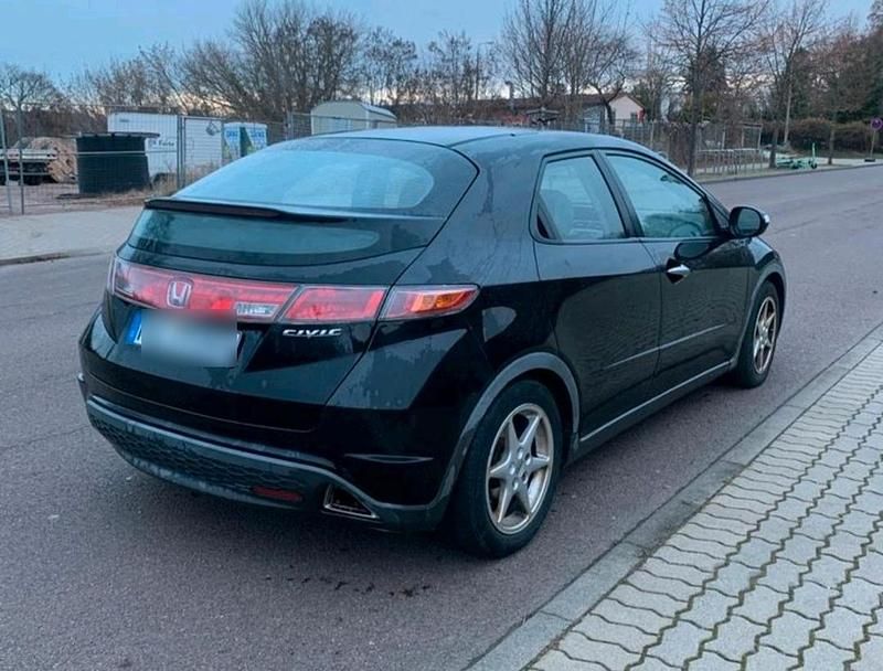 Gebraucht Honda Civic 140 PS (102 kW) 2008 Schwarz Limousine