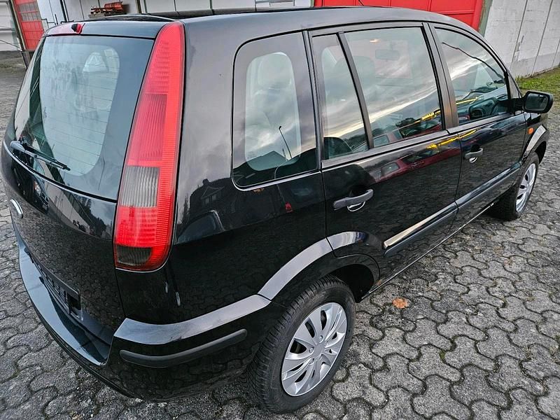 Gebraucht Ford Fusion 101 PS (74 kW) 2005 Schwarz Kleinwagen