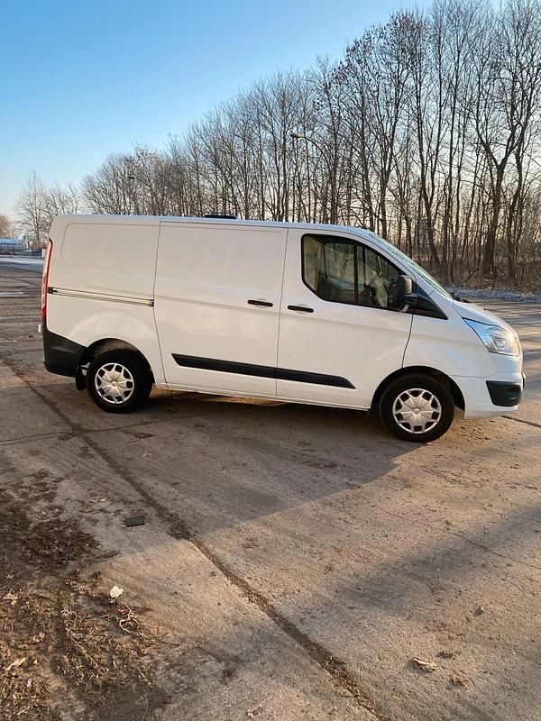 Second-hand Ford Transit Custom 125 CP (91 kW) 2016 Alb Monovolum