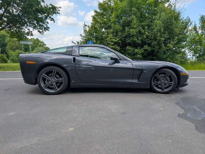 Grau Gebraucht 2011 Corvette C6 Coupé | 33.990 € (Fairer Preis) - Bild 1/4