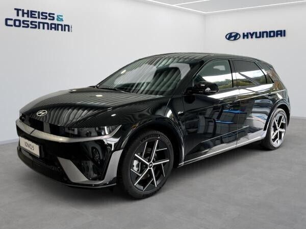 Schwarz (abyss black / mic) Gebraucht 2024 Hyundai Ioniq 5 N Line SUV | 49.990 € (Teuer) - Bild 1/4