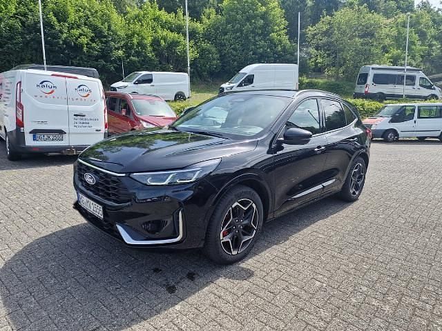Gebraucht Ford Kuga ST-Line X 152 PS (111 kW) 2024 Schwarz SUV
