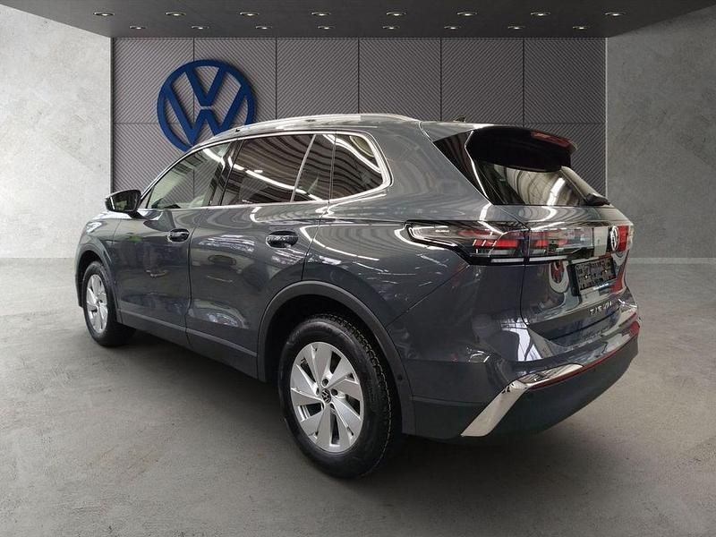 Neu VW Tiguan Elegance 150 PS (110 kW) 2026 Grau SUV