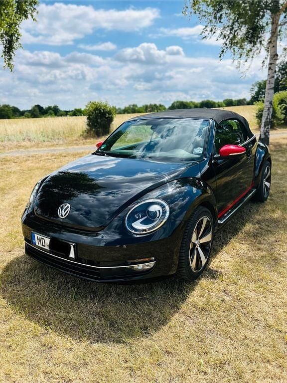 Schwarz Gebraucht 2015 VW Beetle CLUB Cabrio | 14.900 € (Fairer Preis) - Bild 1/4