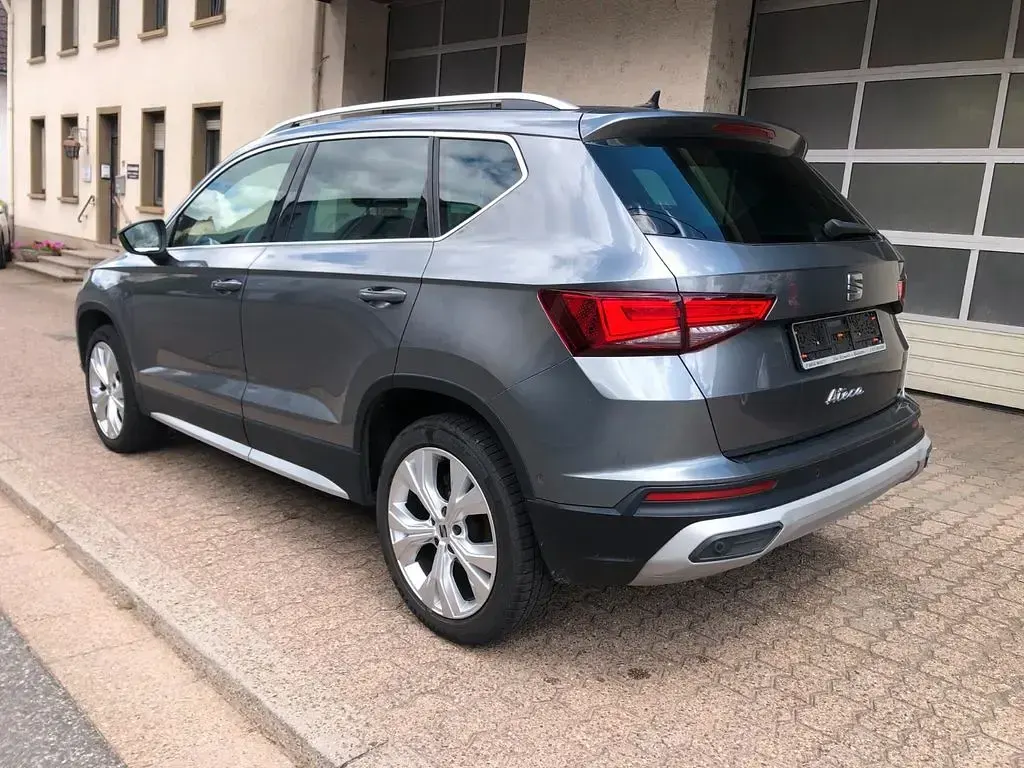 Gebraucht Seat Ateca Xperience 150 PS (110 kW) 2023 Grau SUV