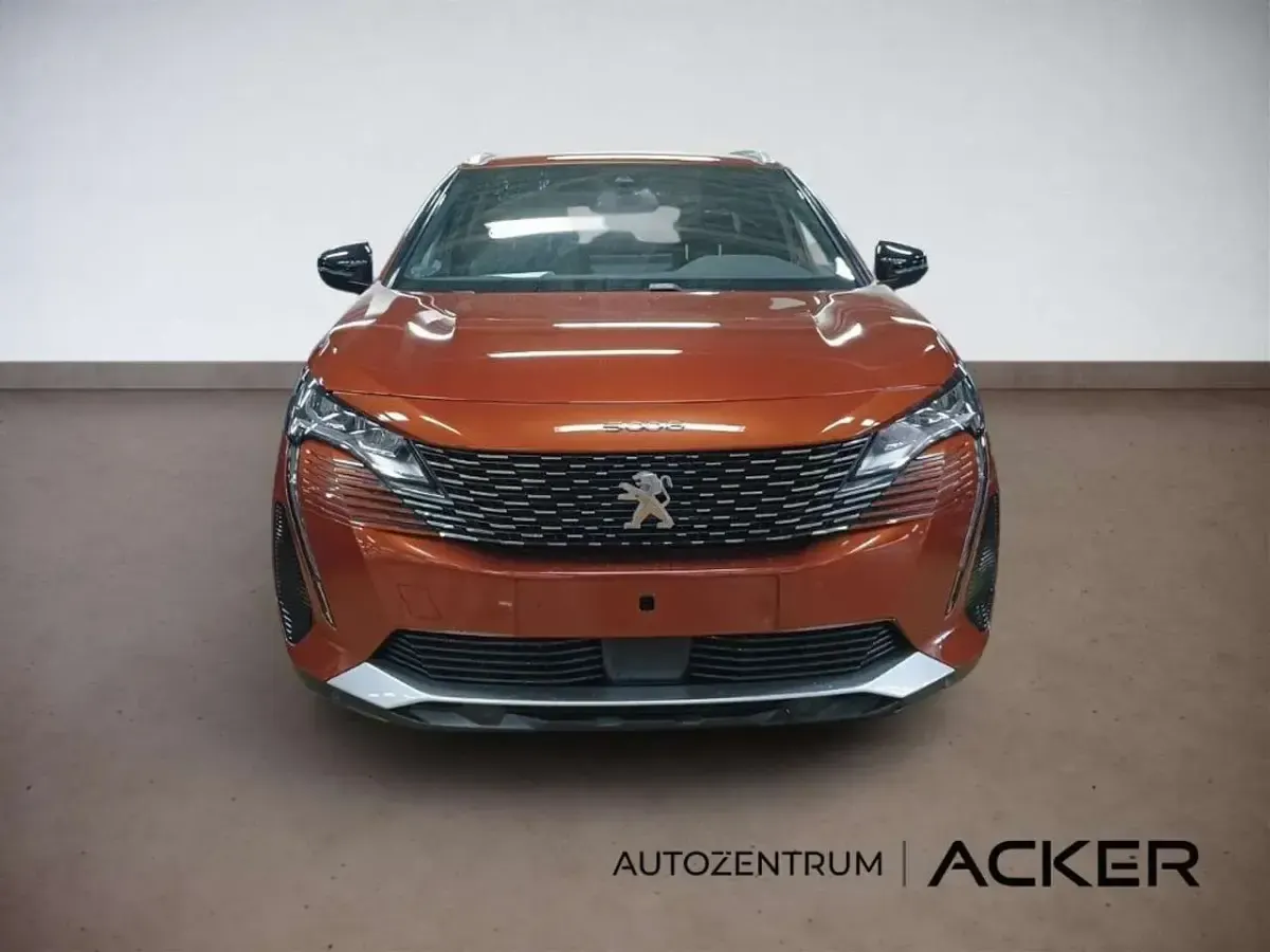Gebraucht Peugeot 5008 Allure 131 PS (96 kW) 2023 Braun SUV
