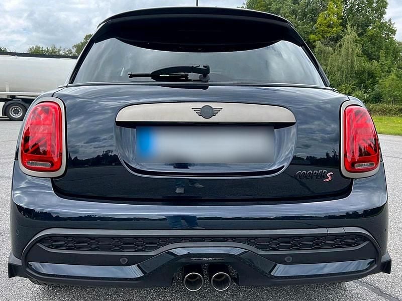 Second-hand Mini Cooper S Resolute Edition 178 CP (130 kW) 2023 Albastru Hatchback
