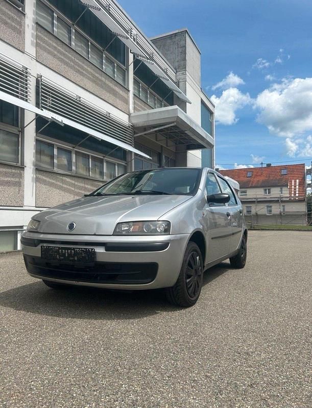 Silber Gebraucht 2003 Fiat Punto Kleinwagen | 500 € (Guter Preis) - Bild 1/3