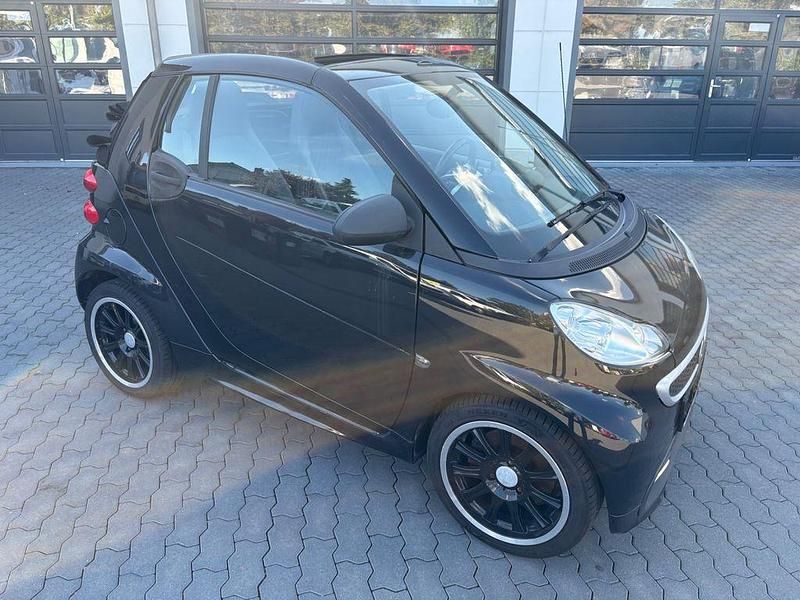 Gebraucht Smart ForTwo Cabrio Basis 84 PS (61 kW) 2013 Schwarz Cabrio