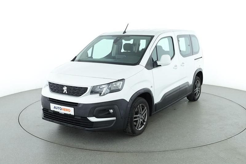 Weiß Gebraucht 2020 Peugeot Rifter Active Van / Kleinbus | 15.060 € (Fairer Preis) - Bild 1/3
