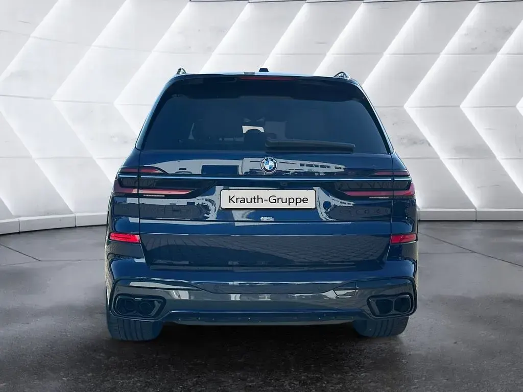 Gebraucht BMW X7 M Sport 530 PS (389 kW) 2023 Blau SUV