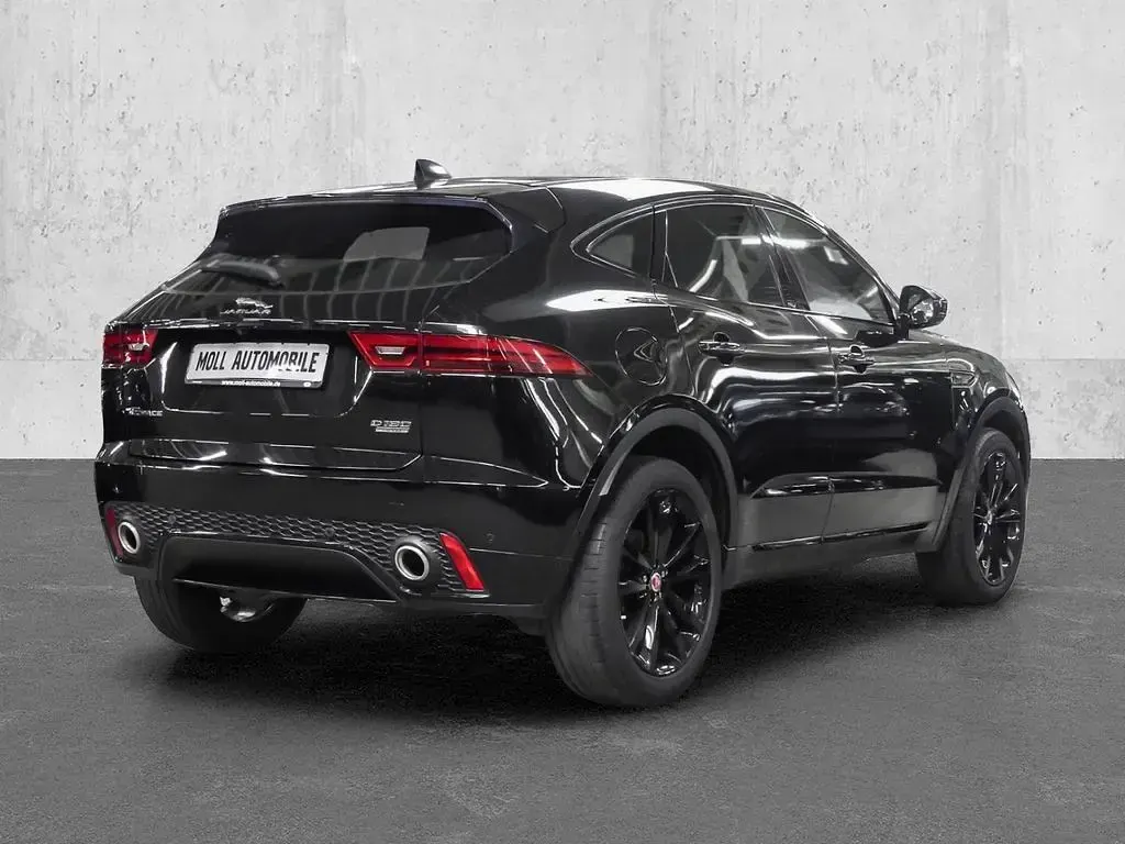 Gebraucht Jaguar E-Pace R-Dynamic 179 PS (131 kW) 2020 Santorini black SUV