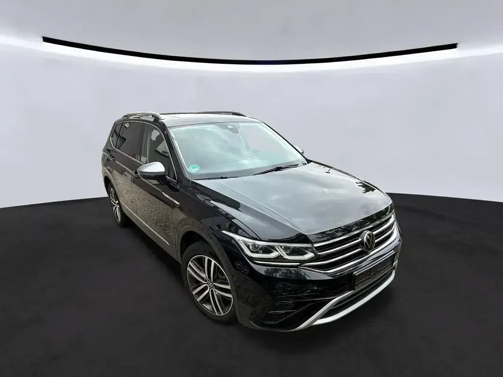 Gebraucht VW Tiguan Allspace Elegance 190 PS (139 kW) 2022 Schwarz SUV