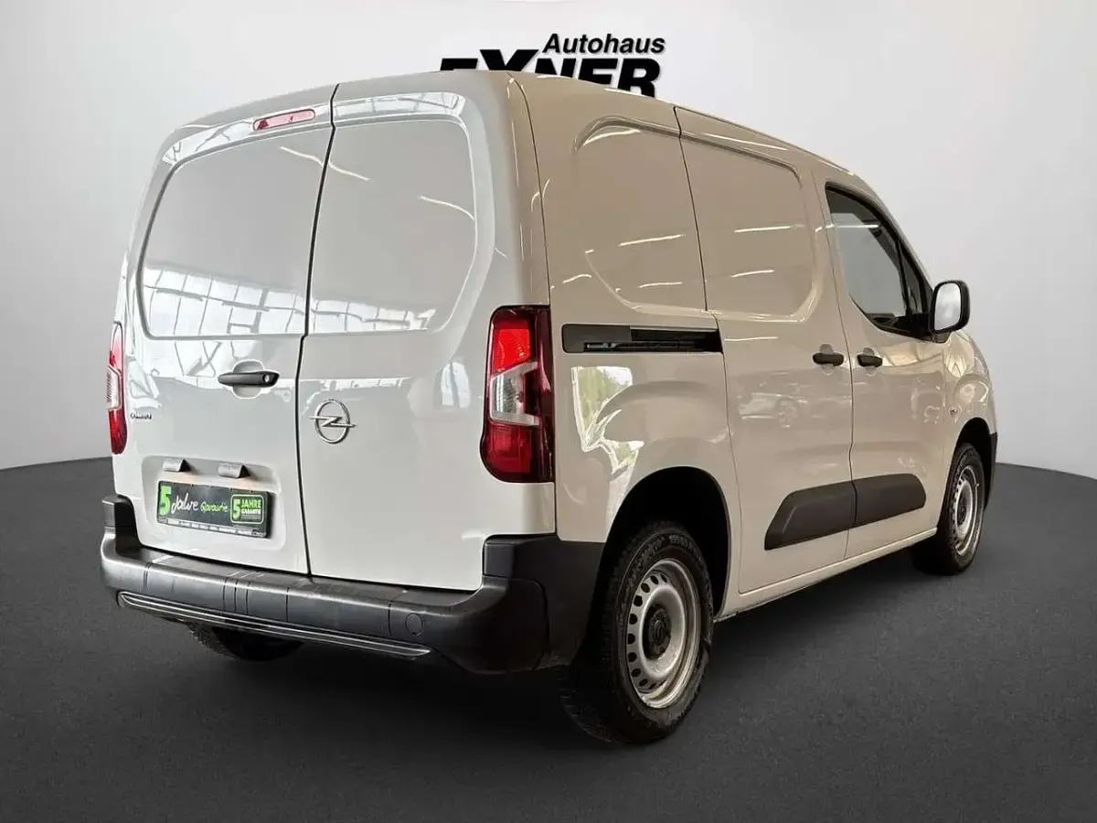 Gebraucht Opel Combo Edition 131 PS (96 kW) 2023 Weiß