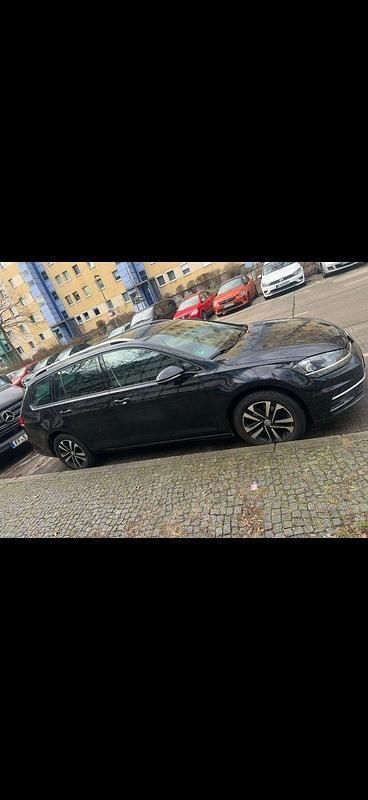 Schwarz Gebraucht 2019 VW Golf VII IQ Drive Kombi | 14.500 € (Guter Preis) - Bild 1/4