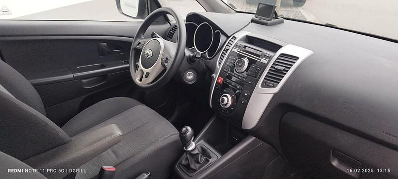 Silber Gebraucht 2010 Kia Venga Vision Kleinwagen | 3.550 € (Guter Preis) - Bild 1/4