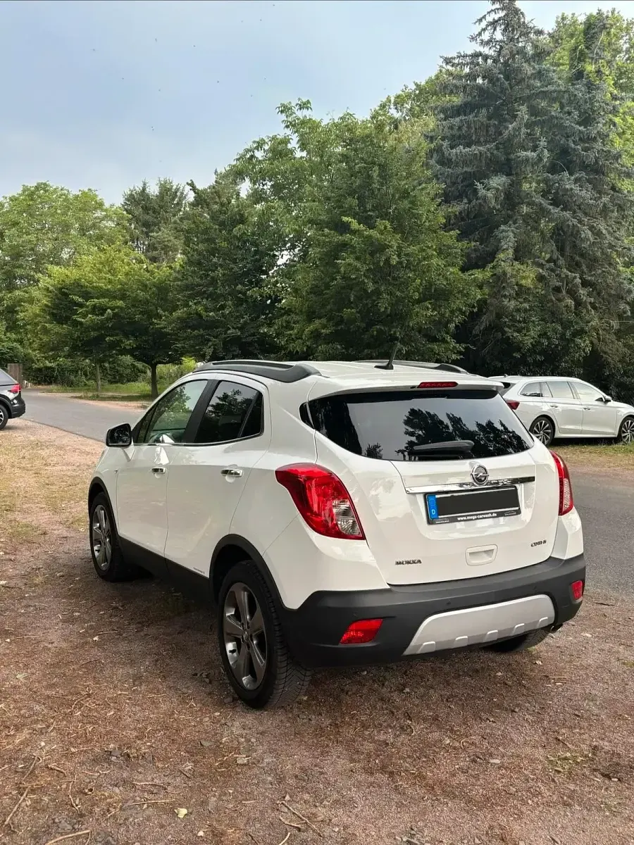 Gebraucht Opel Mokka 131 PS (96 kW) 2013 Weiß SUV