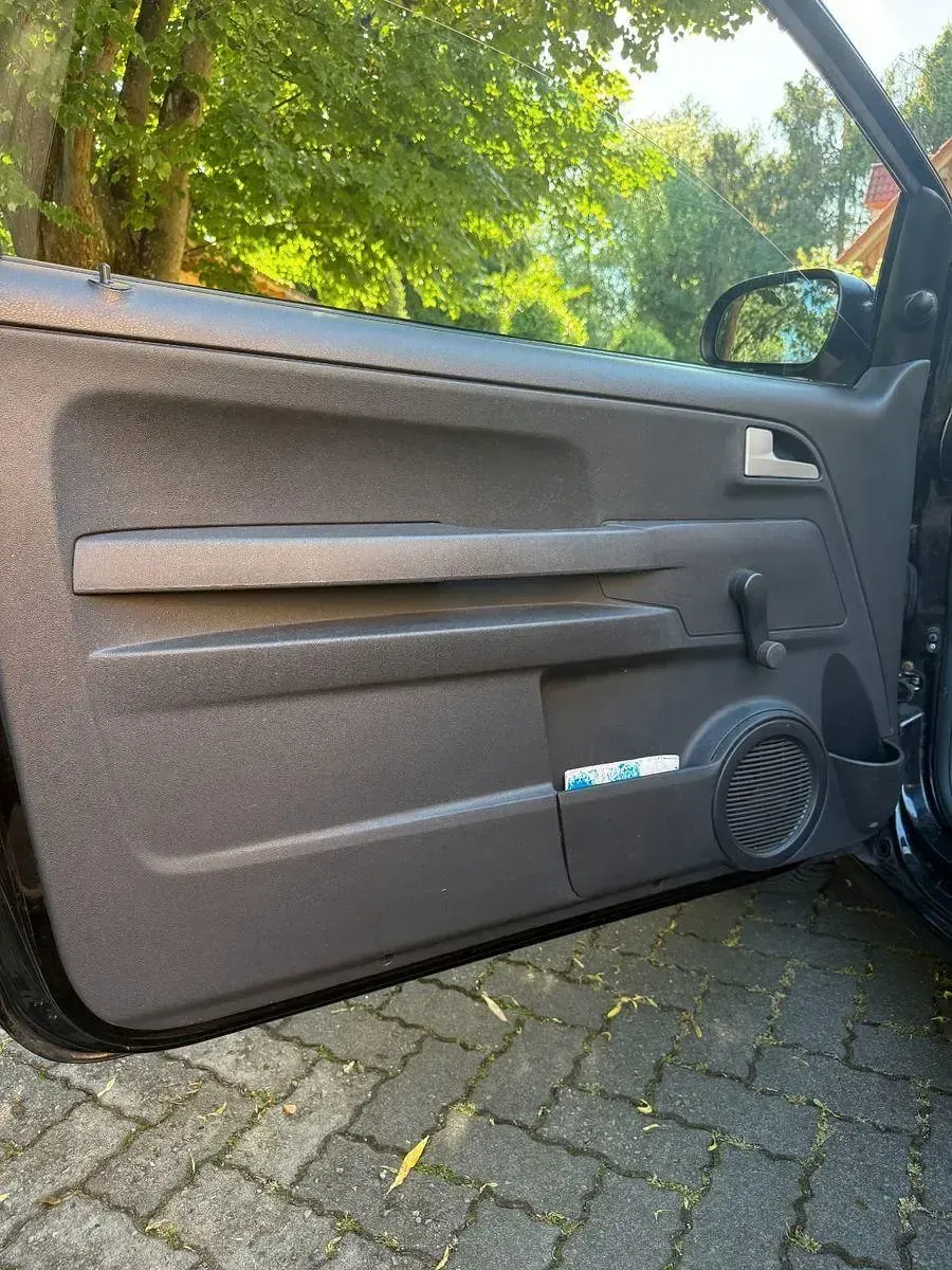 Gebraucht VW Fox 54 PS (39 kW) 2008 Schwarz Kleinwagen