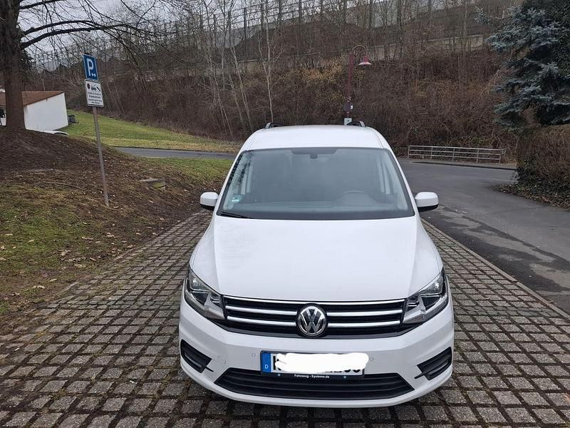 Gebraucht VW Caddy Maxi 150 PS (110 kW) 2019 Weiß Van / Kleinbus