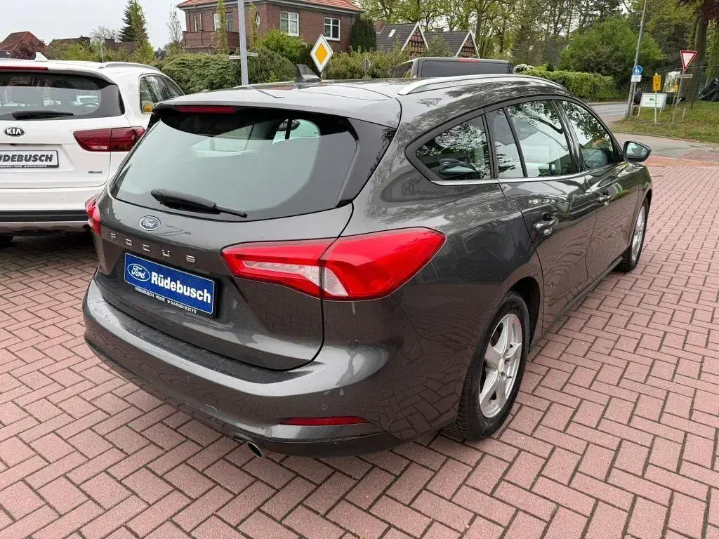 Gebraucht Ford Focus Cool & Connect 150 PS (110 kW) 2019 Grau Kombi