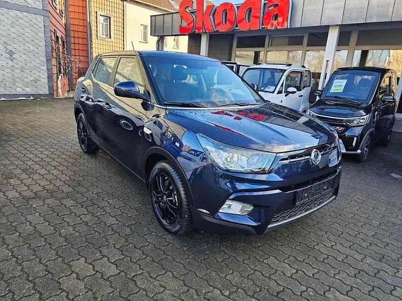 Usata SsangYong Tivoli 128 CV (94 kW) 2017 Blu SUV