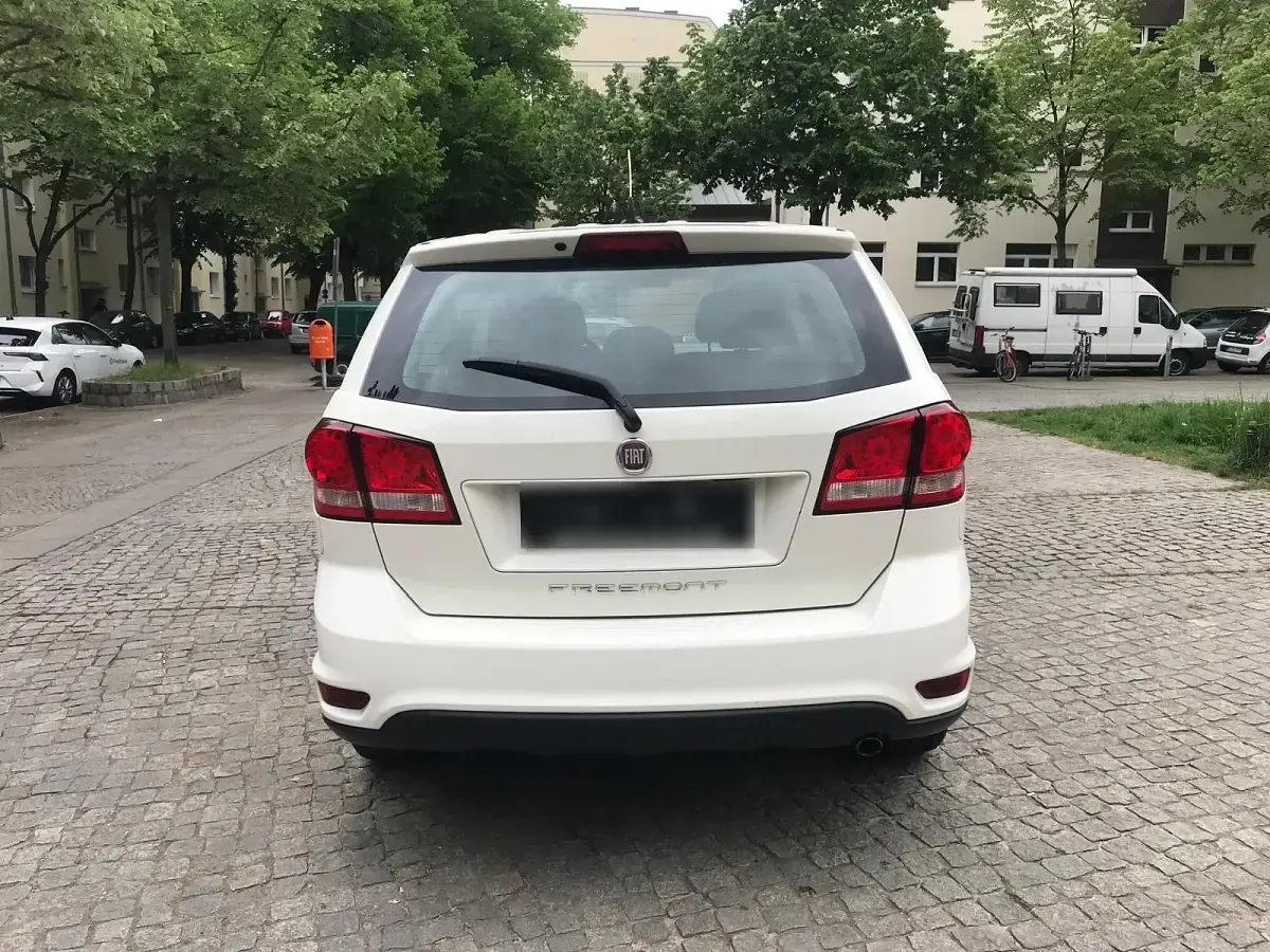 Usado Fiat Freemont 140 CV (102 kW) 2012 Blanco SUV