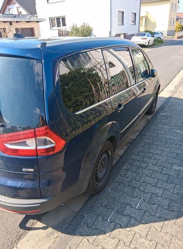 Gebraucht Ford Galaxy Titanium 163 PS (119 kW) 2010 Blau Van / Kleinbus