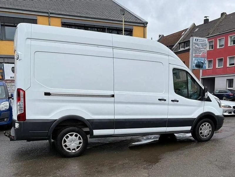 Gebraucht Ford Transit 170 PS (125 kW) 2018 Weiß Van / Kleinbus