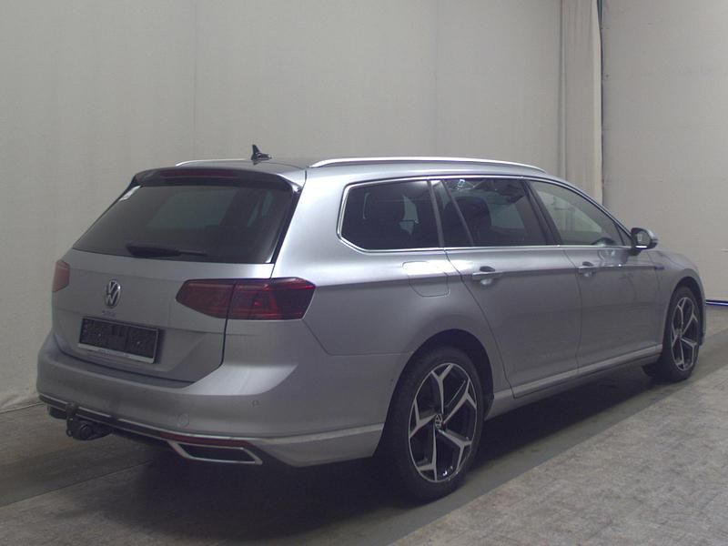 Gebraucht VW Passat GTE 218 PS (160 kW) 2022 Silber Kombi