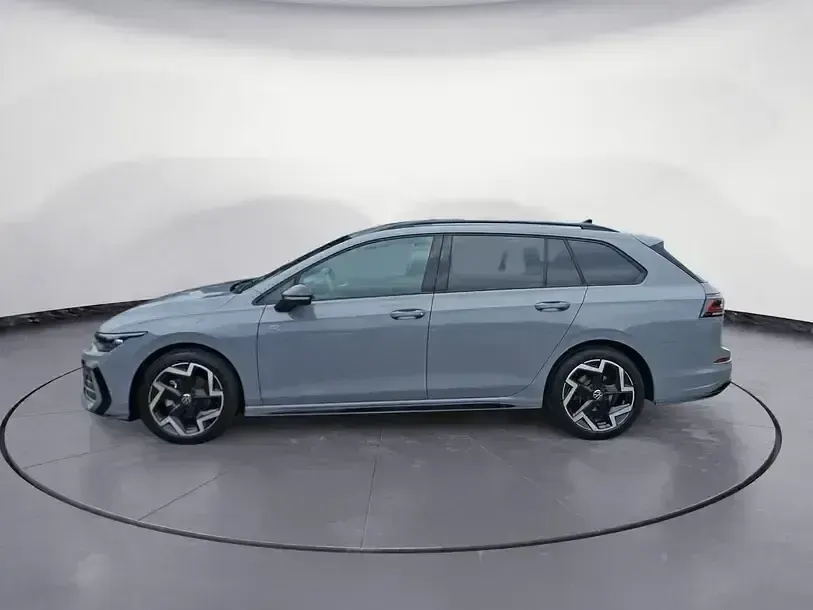 Gebraucht VW Golf VIII R-line 150 PS (110 kW) 2025 Grau Kombi