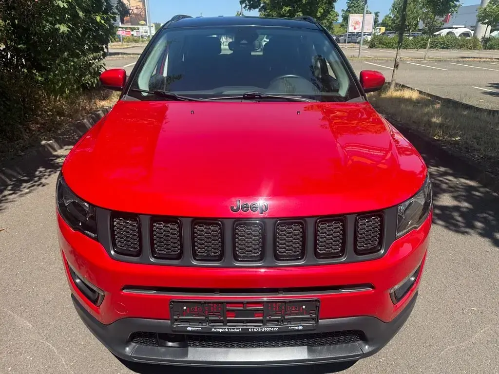 Gebraucht Jeep Compass Longitude 120 PS (88 kW) 2019 Rot SUV