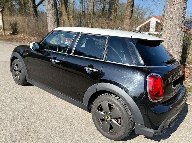 Brugt Mini Cooper Classic 136 HK (100 kW) 2022 Sort Hatchback
