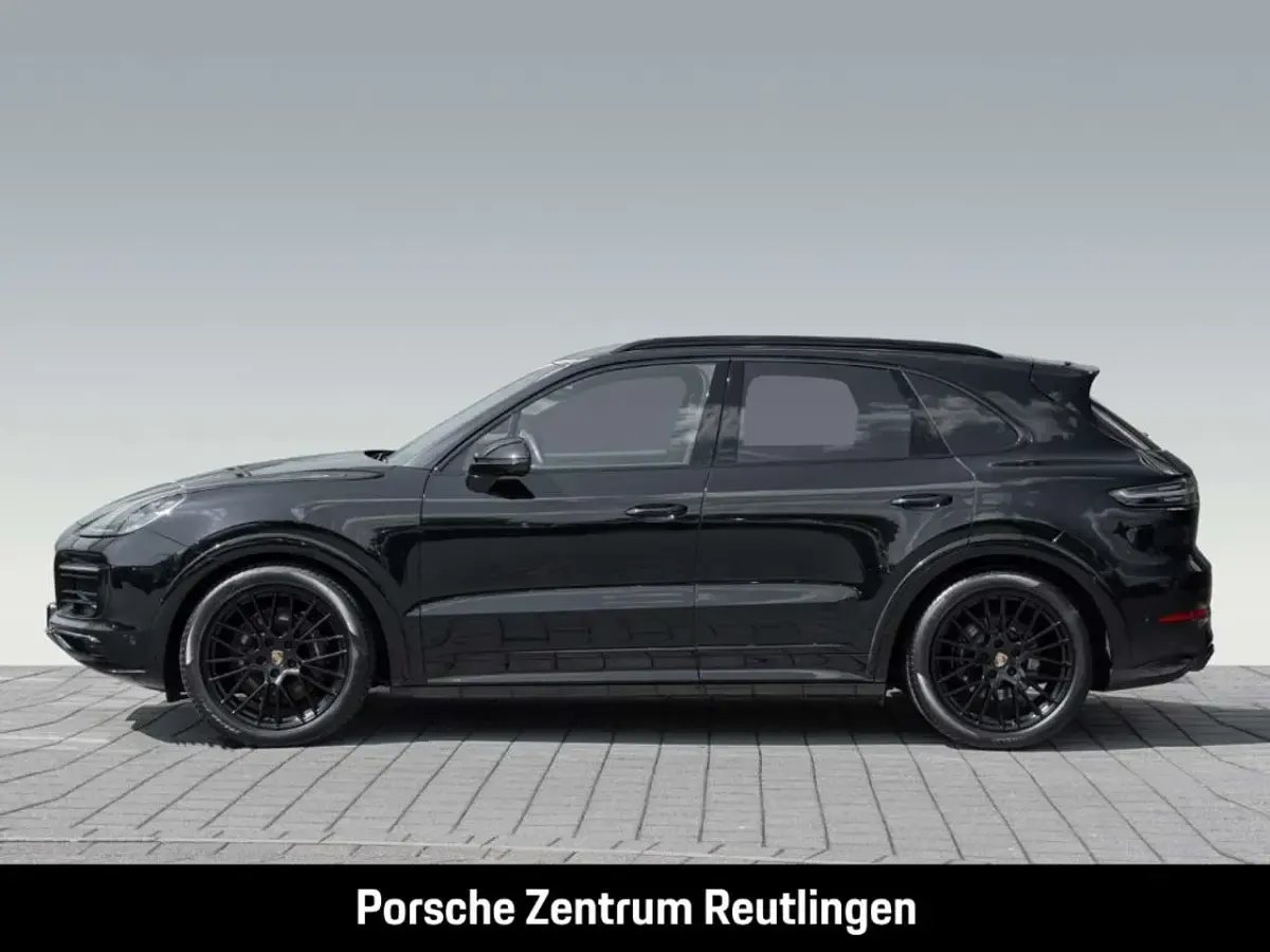 Gebraucht Porsche Cayenne GTS 460 PS (338 kW) 2023 Schwarz SUV