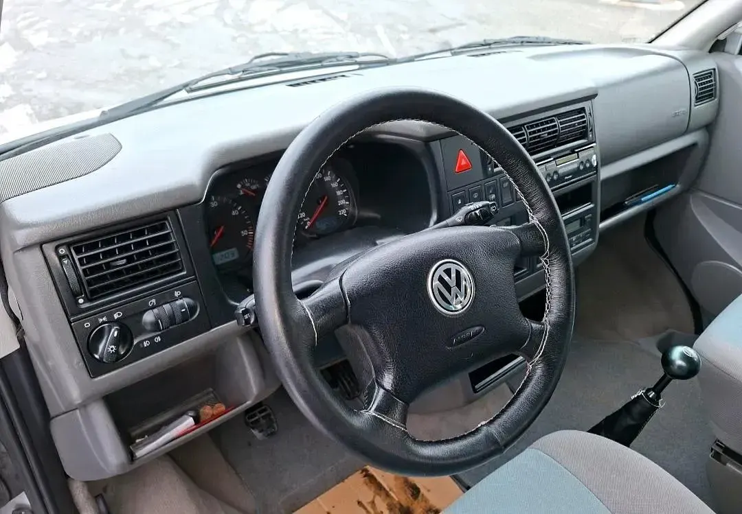Gebraucht VW T4 151 PS (111 kW) 1999 Silber Van