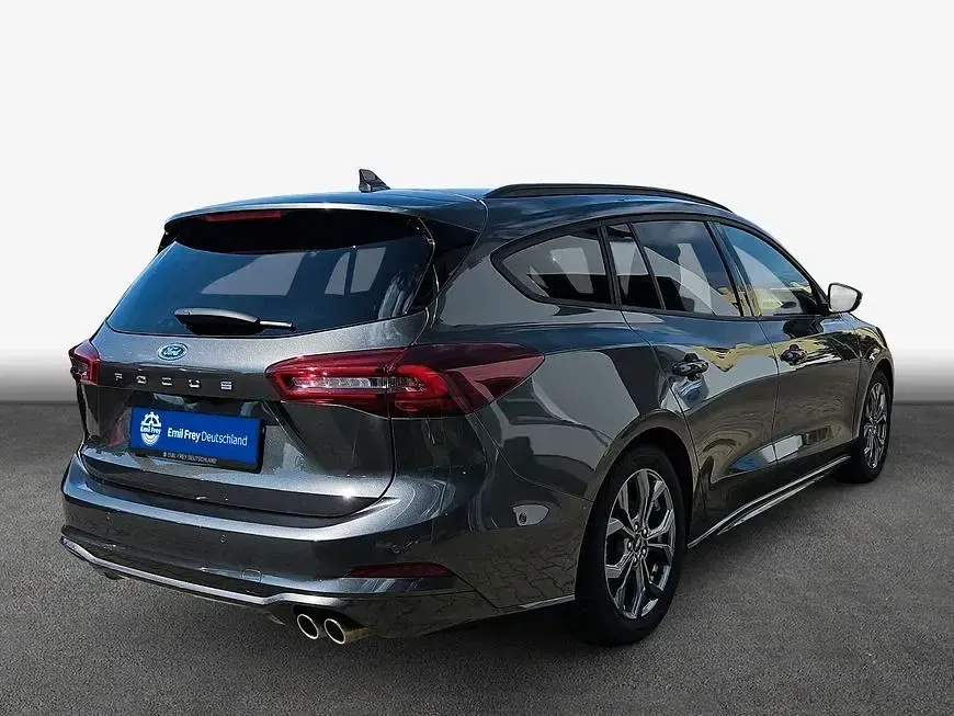 Gebraucht Ford Focus ST-Line X 155 PS (114 kW) 2024 Grau Limousine