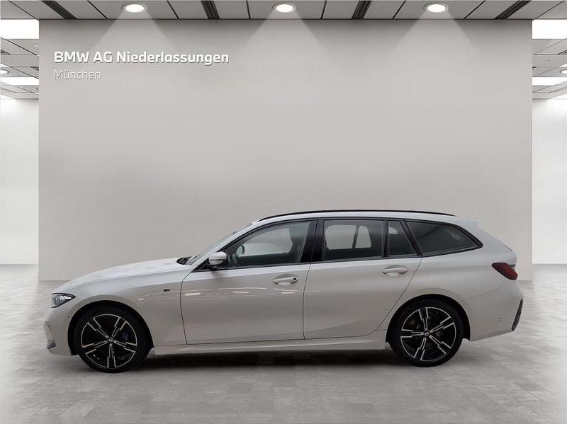 Gebraucht BMW 330 Performance 286 PS (210 kW) 2023 Weiß Kombi