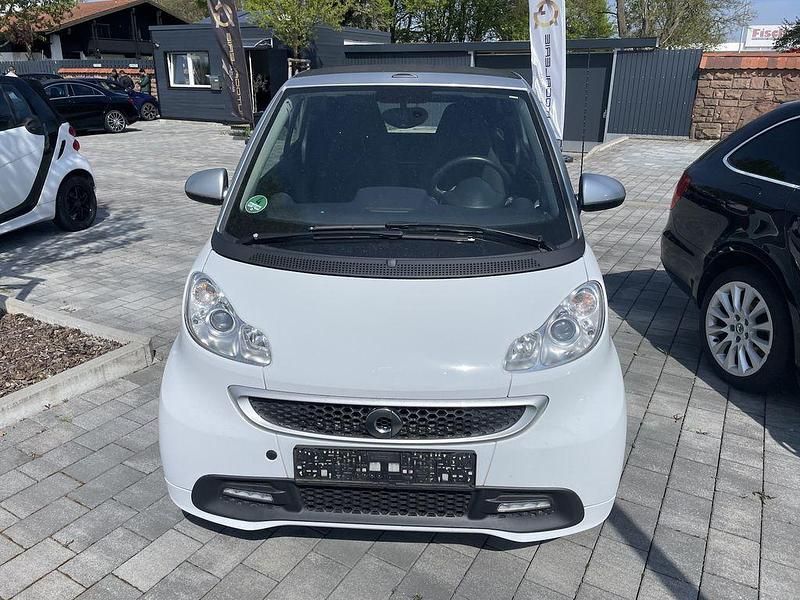 Gebraucht Smart ForTwo Cabrio Basis 84 PS (61 kW) 2014 Weiß Cabrio
