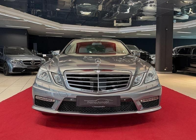 Gebraucht Mercedes E300 AMG 231 PS (169 kW) 2011 Silber Limousine