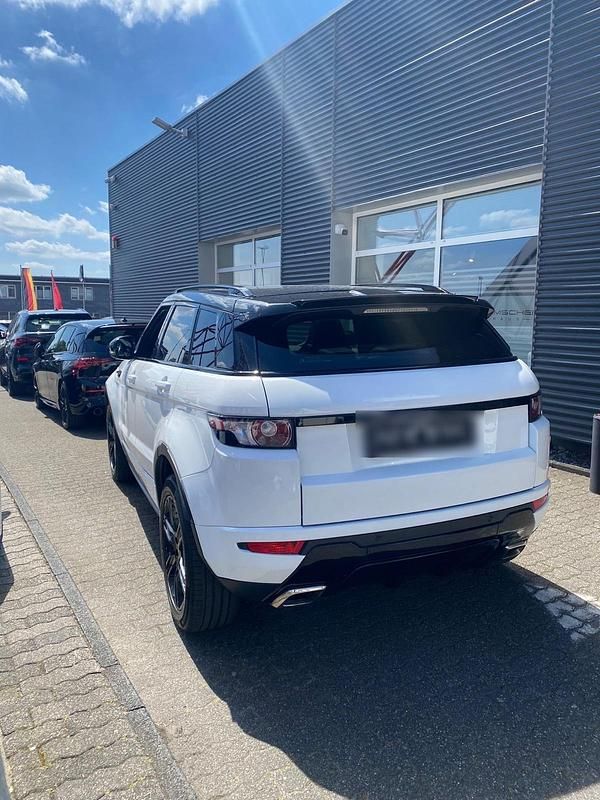 Weiß Gebraucht 2013 Land Rover Range Rover evoque SUV | 16.200 € (Fairer Preis) - Bild 1/4