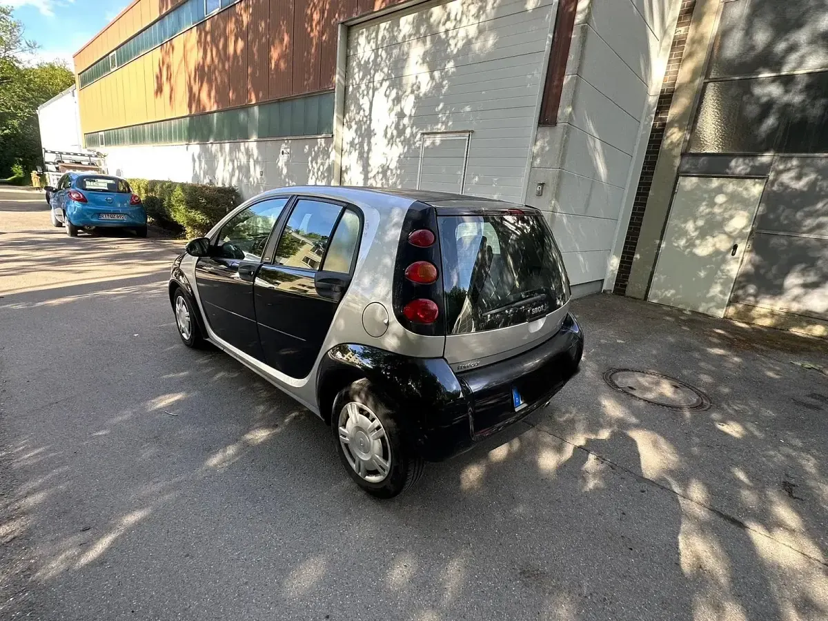 Gebraucht Smart ForFour 95 PS (69 kW) 2004 Schwarz Kleinwagen