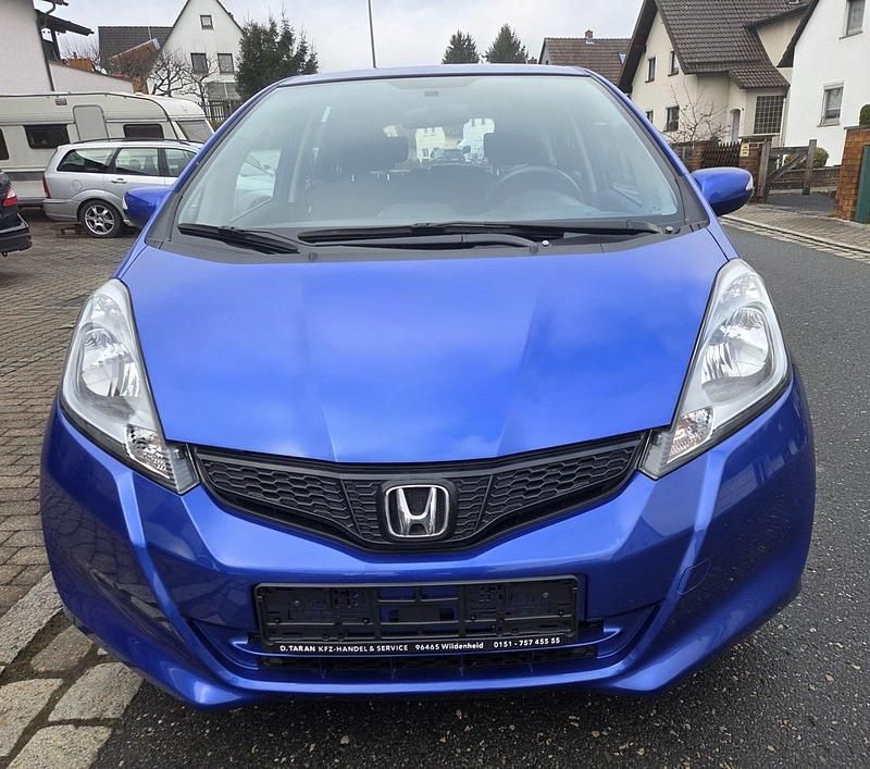 Gebraucht Honda Jazz 100 PS (73 kW) 2014 Blau Kleinwagen