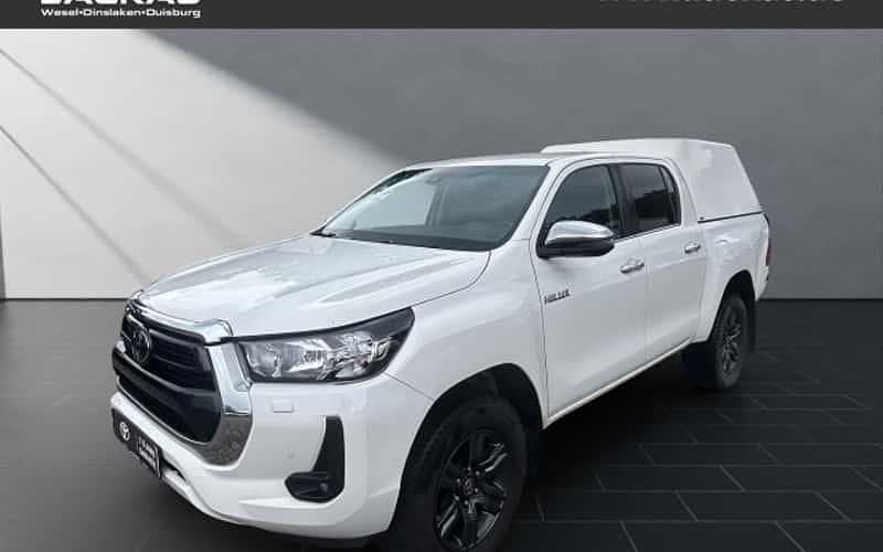 Schneeweiss Gebraucht 2022 Toyota HiLux Comfort Abholung | 40.950 € (Guter Preis) - Bild 1/4
