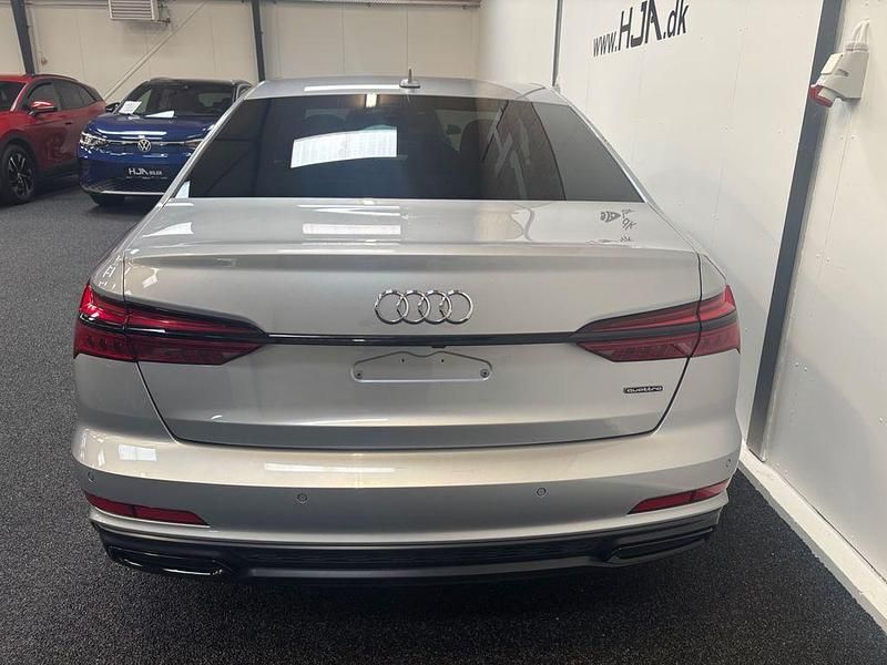 Gebraucht Audi A6 S-Line 367 PS (269 kW) 2021 Silber Limousine
